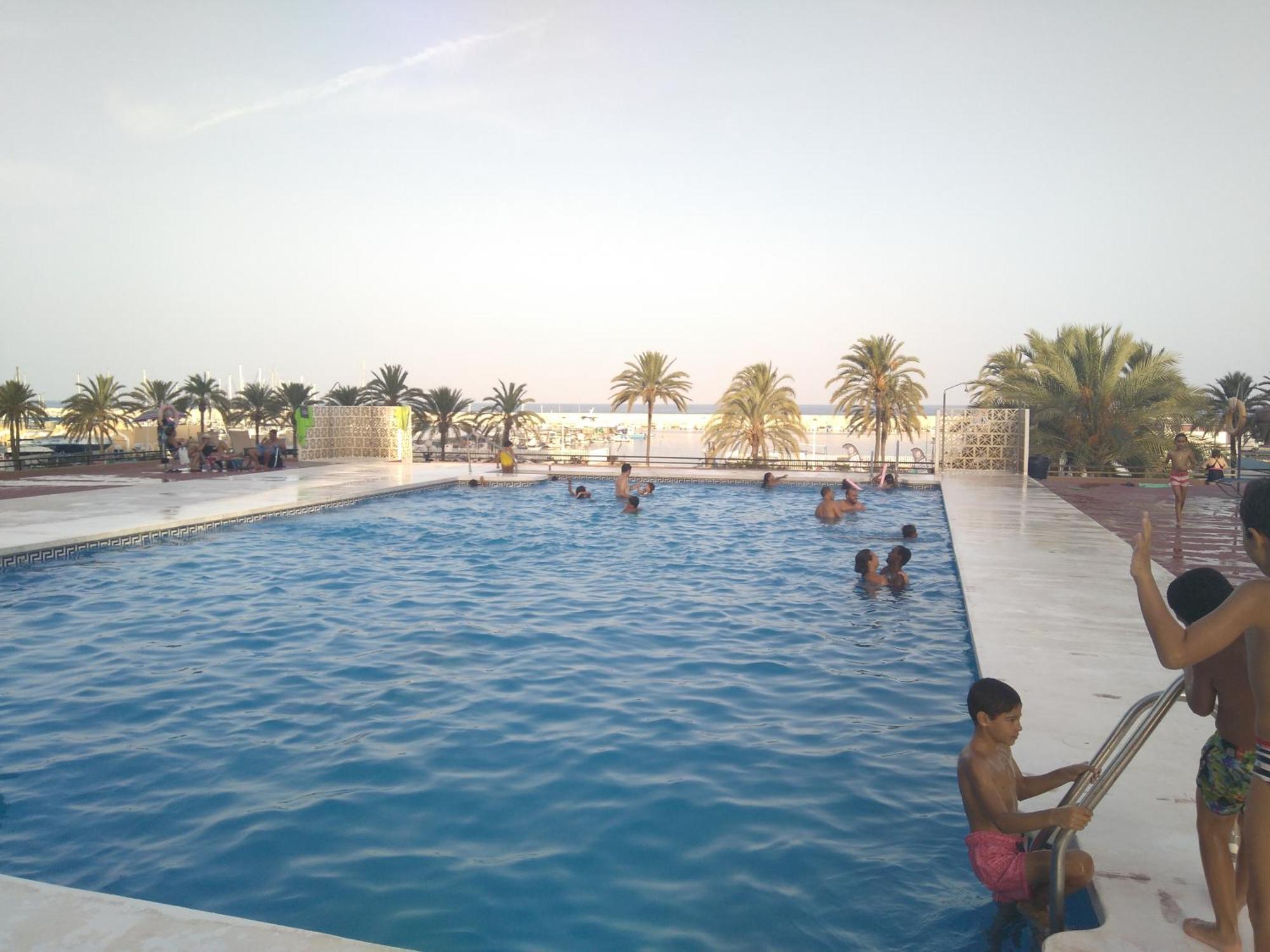 Beach, Familiy Fuengirola Marenostrum 1 Hab ภายนอก รูปภาพ