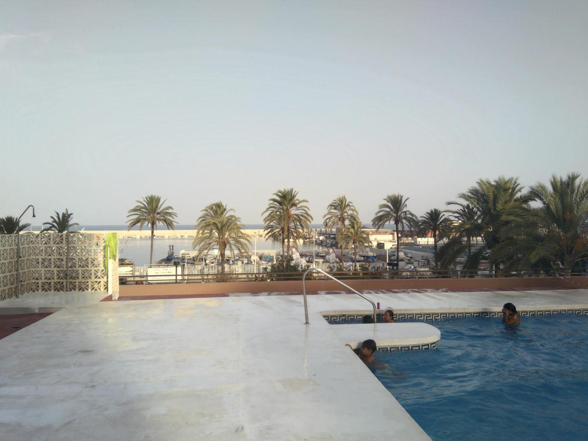 Beach, Familiy Fuengirola Marenostrum 1 Hab ภายนอก รูปภาพ